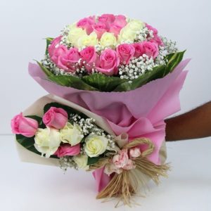 Twin of Pink and White Roses