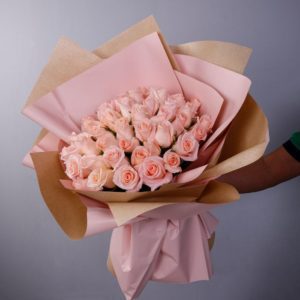 Peach Roses - 40 stems