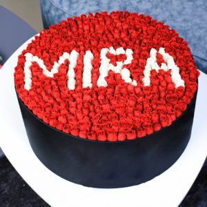 Majestic Round Arrangement – MIRA